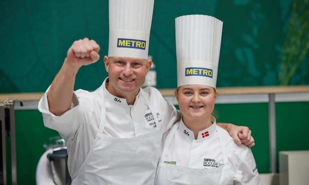 Brian Mark Hansen og nordjyske Elisabeth Madsen vinder EM for kokke i Ungarn i 2022. 