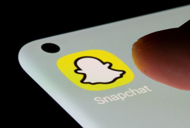 Den unge mand trængte ind på kvindens Snapchat-konto og fandt helt private fotos.
