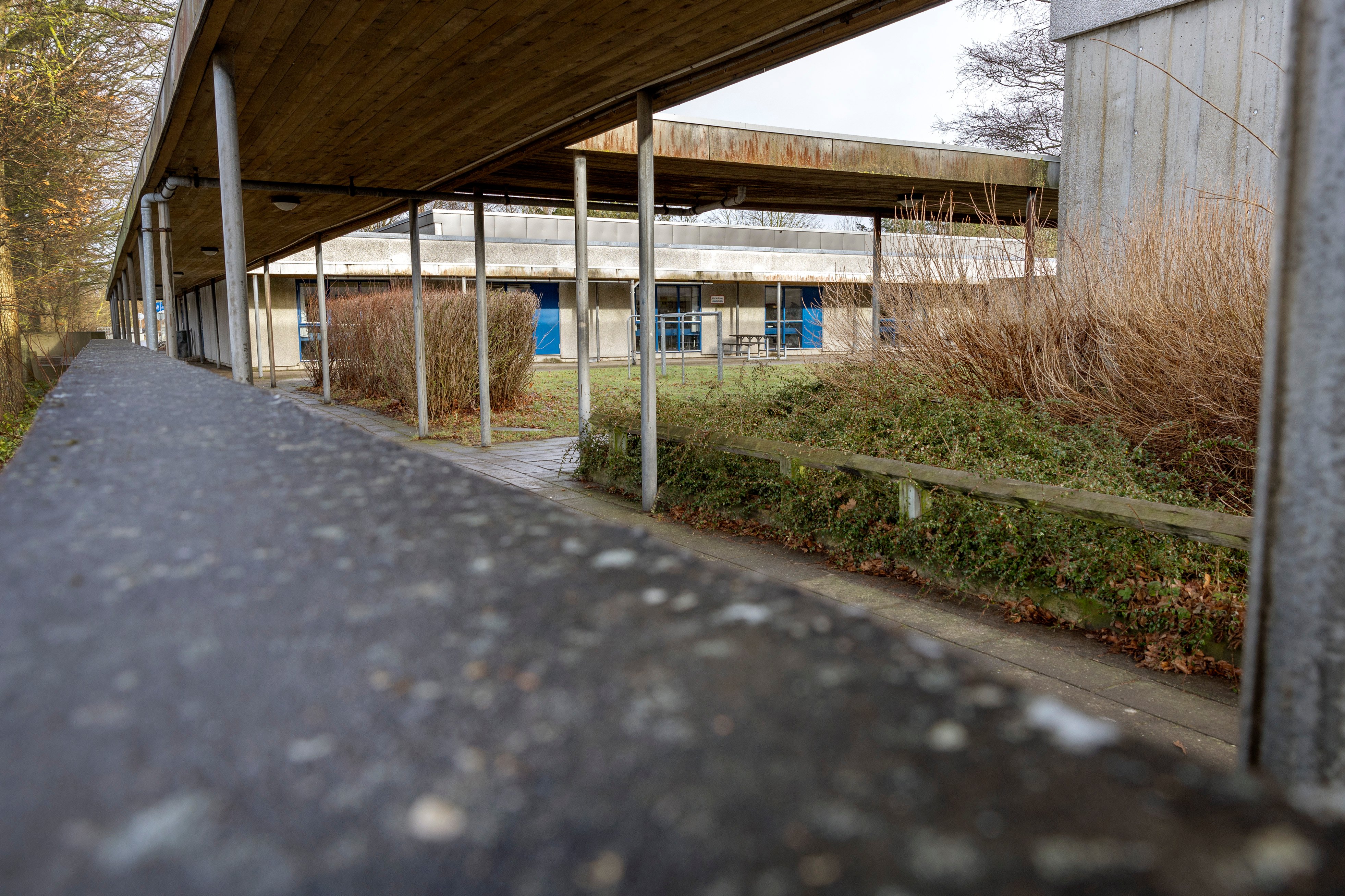 Masseflugt fra elsket skole: Årgang er halveret
