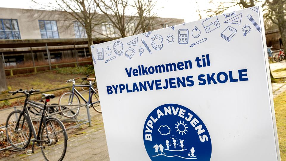 Forældre og ansatte vil gerne bevare Byplanvejens Skole. <i>Foto: Lars Pauli</i>