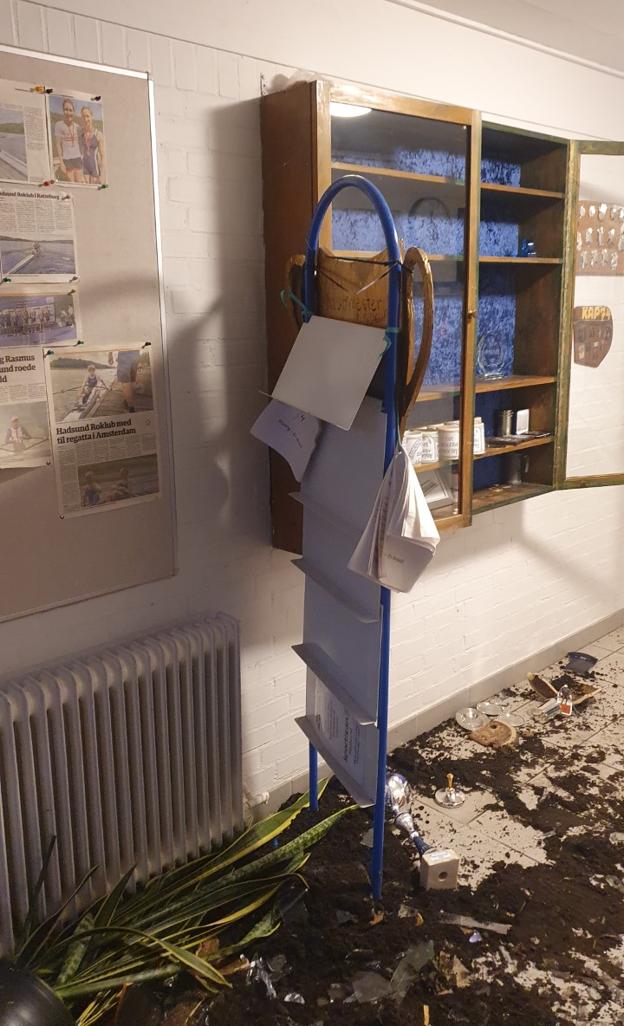 Torsdag morgen var Hadsund Roklubs pokalskabe tomme. <i>Privatfoto</i>