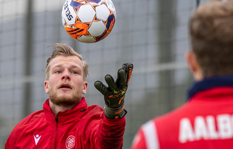Nico Mantl har været andetvalg i forårets første kampe, men med Theo Sander ude af truppen kan tyskeren måske få sin debut i torsdagens pokalkamp. <i>Arkivfoto: Martél Andersen</i>