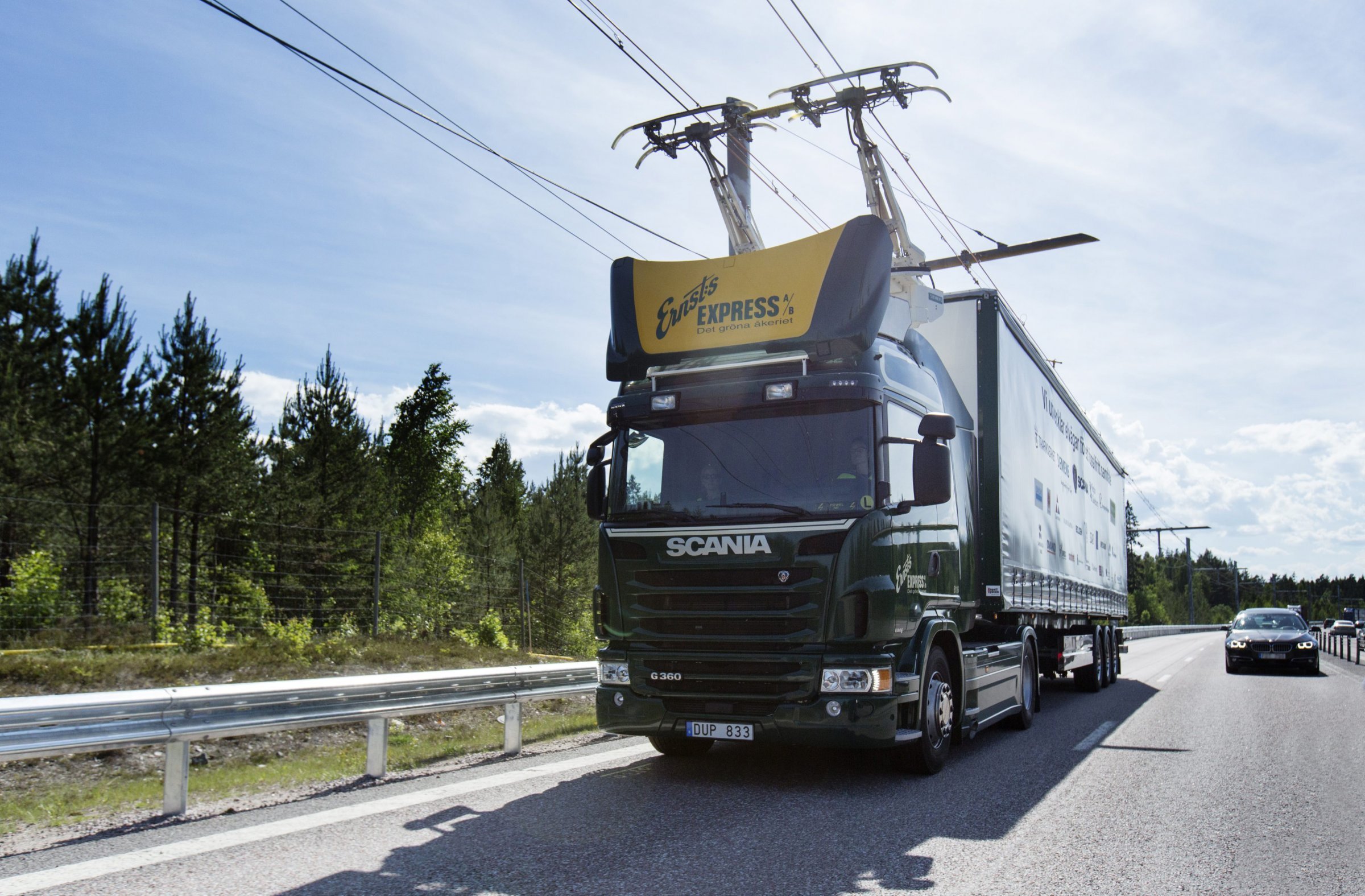 Køreledninger til lastbiler kan blive fremtiden fra til Øresund