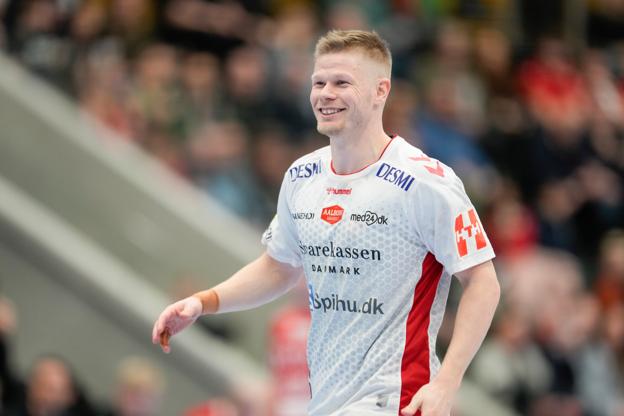 Sebastian Barthold fik fuld spilletid på Aalborgs venstre fløj og blev igen sit holds topscorer. <i>Foto: Frank Cilius/Ritzau Scanpix</i>