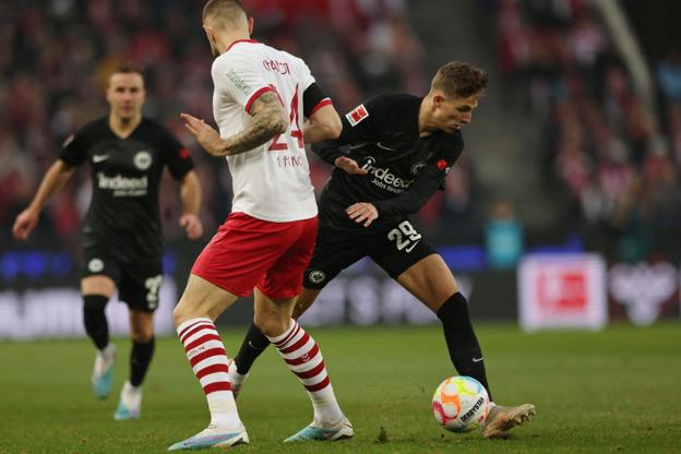 vand blomsten udsagnsord Hick FC Köln fælder Lindstrøm og Frankfurt i Bundesligaen | Nordjyske.dk