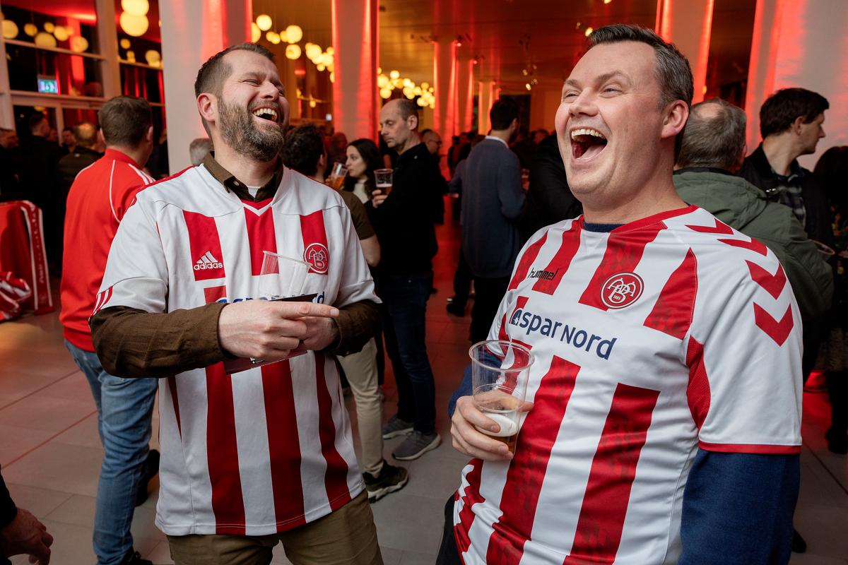 1300 AaB-fans kickstartede forårssæsonen: - Vi skal bare blive nummer ...