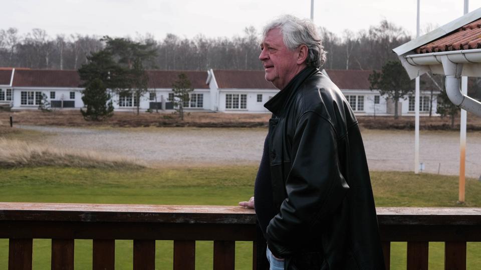 Medindehaver af det genopståede hotel, Finn Mikkelsen, så forfærdet til, mens hotellet blev henslæbt til en trist tilværelse. <i>Foto: Jacob Nymann Jensen</i>