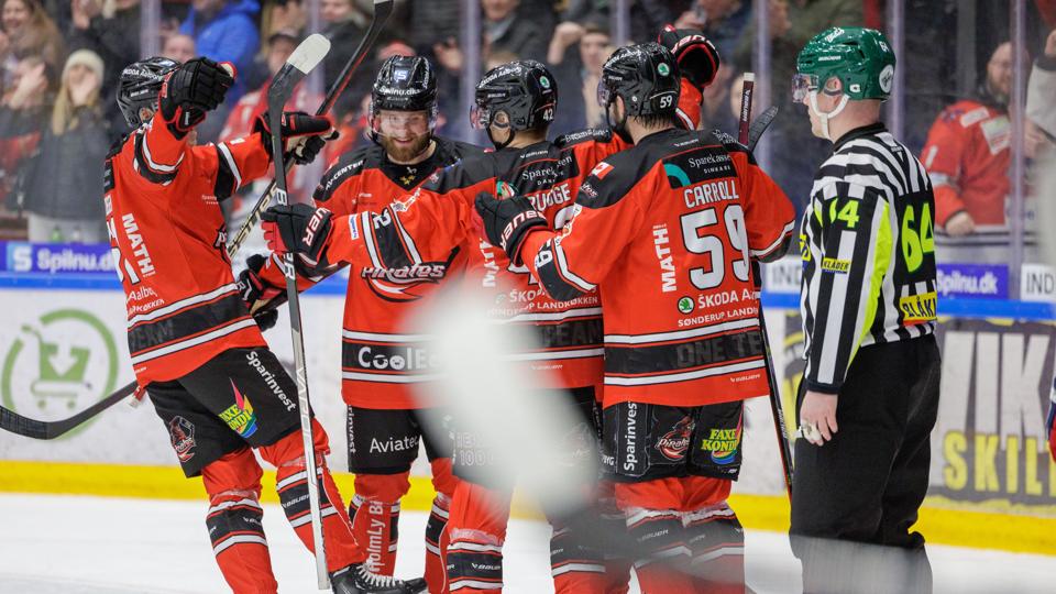 Aalborg Pirates-spillerne fik på puklen efter den første DM-kvartfinale, men nogle af beskederne var langt over grænsen. <i>Foto: Henrik Bo</i>