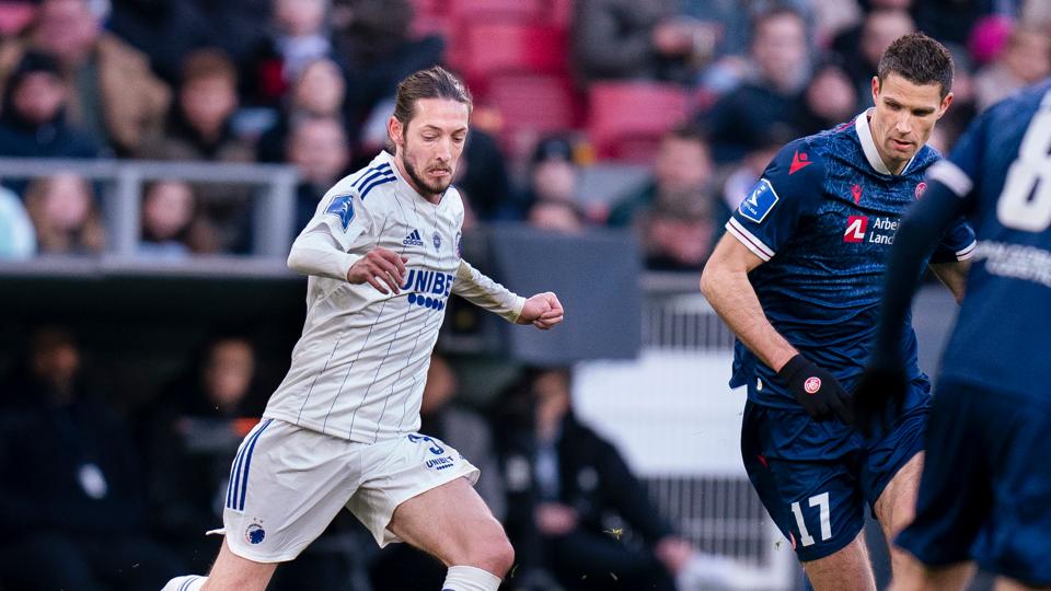 Nicklas Helenius stod tilbage med en fornemmelse af, at spillet og forudsætningerne var til AaB-point i udekampen mod FC København. <i>Foto: Liselotte Sabroe/Ritzau Scanpix</i>
