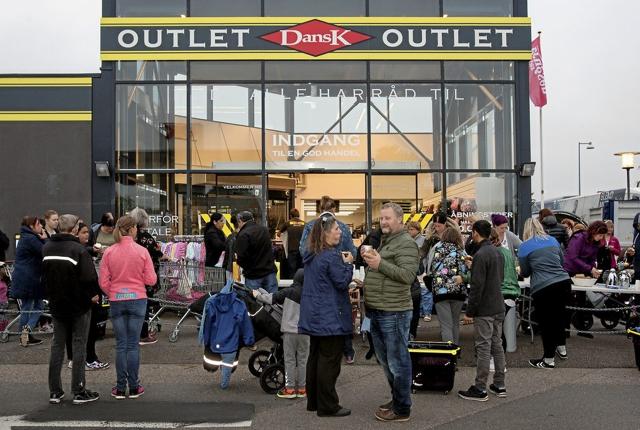 Dansk Outlet har tøjbutikker 33 steder i landet - nu åbner de butik nummer 34, som skal ligge i Brønderslev.