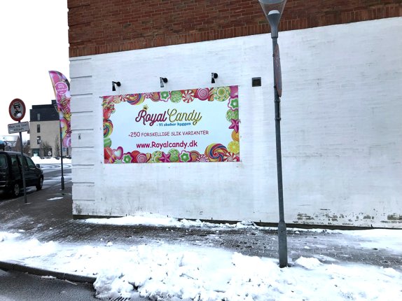 Den ny slikbutik Royal Candy åbner snart og senest 7. april i lokaler på Torvet i Aabybro, hvor der før var en sandwichbutik.
