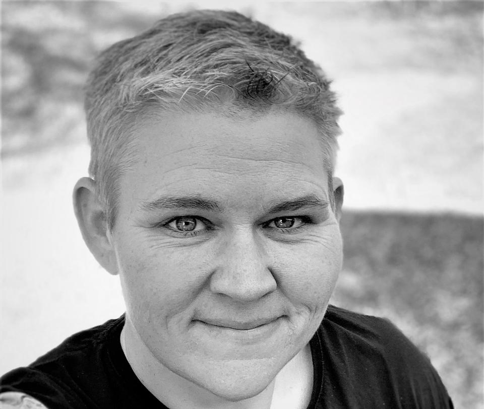 Anja Jensen har sat sig et mål, der indebærer ledninger, batterier og stikflammer under stuelampen. <i>Privatfoto</i>