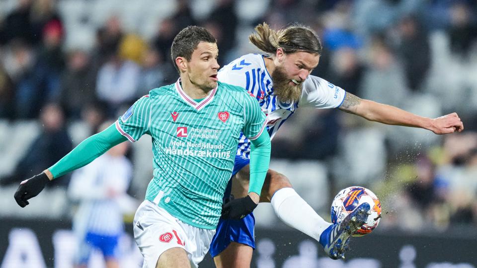 Nicklas Helenius og holdkammeraterne havde det svært i Odense. <i>Foto: Claus Fisker/Ritzau Scanpix</i>