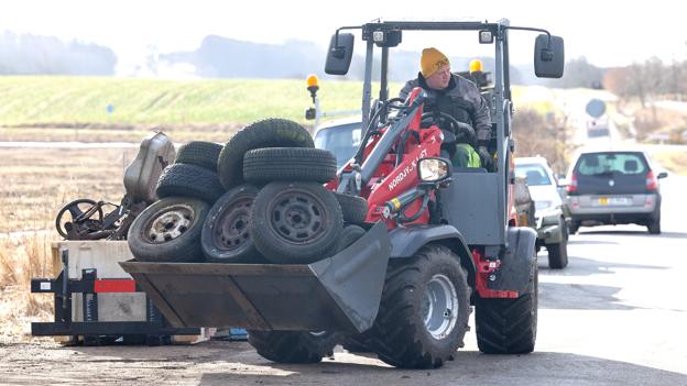 Fynsk Autogenbrug rydder op hos skrothandler Frederikshavn 16. marts 2023. <i>Foto: Bente Poder</i>