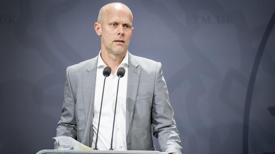 Administrerende direktør i Statens Serum Institut Henrik Ullum kalder det ærgerligt at arbejdet med vaccinefremstillingen stoppes, men mener, at det sker på en glædelig baggrund. (Arkivfoto). <i>Mads Claus Rasmussen/Ritzau Scanpix</i>