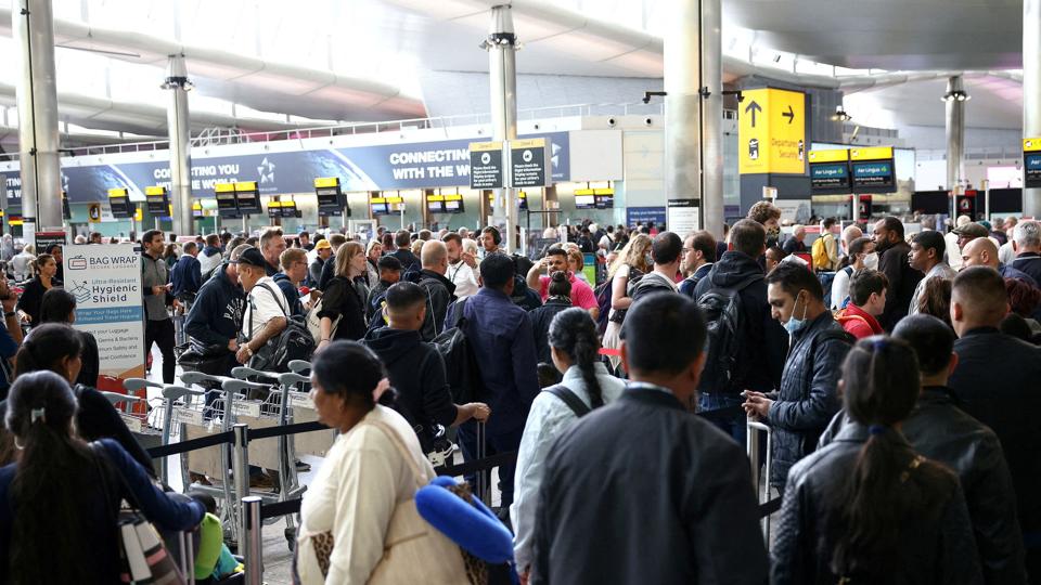 Strejke blandt sikkerhedsvagter fra lufthavnen Heathrow i London hen over påsken kan ifølge fagforening give store forsinkelser. (Arkivfoto). <i>Henry Nicholls/Reuters</i>