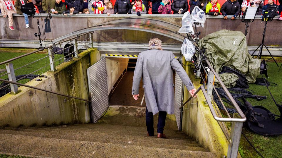 Erik Hamrén er stadig kun noteret for en enkelt superligasejr, siden han i september vendte tilbage til AaB. <i>Foto: Henrik Bo</i>