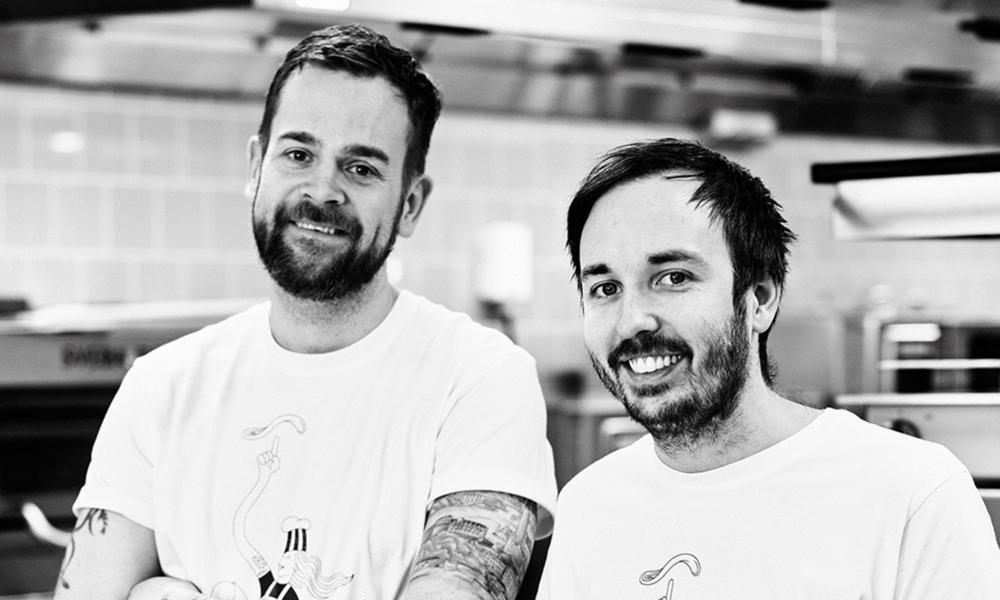 Danny Falkeman och Jonas Lagerström driver både finkrogen Etoile och pizzakedjan Stella.