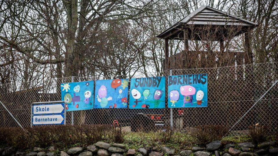 Bestyrelsen, der arbejder for at videreføre Sundby Børnehus, når skolen lukker, har nu ansat en leder til børnehuset. <i>Arkivfoto: Martin Damgård</i>