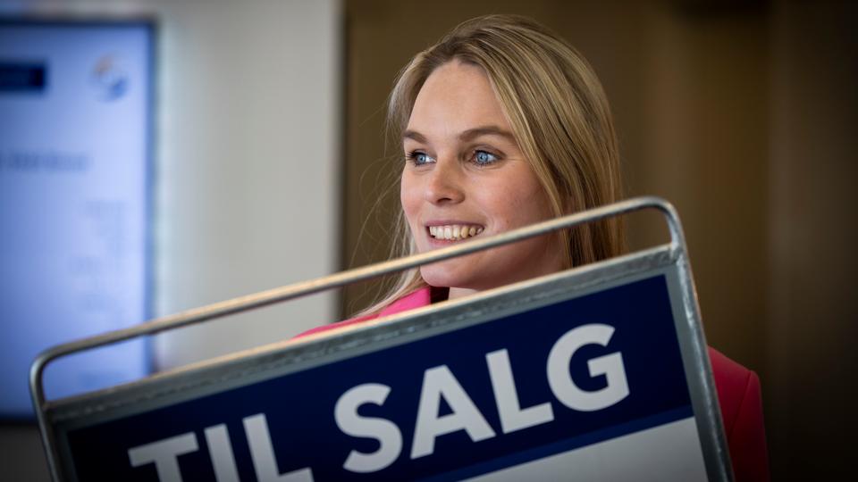 Camilla Weidinger, medejer EDC Aabybro, har længe drømt om at medvirke i ”Hammerslag” – nu bliver drømmen til virkelighed. <i>Foto: Kim Dahl Hansen</i>