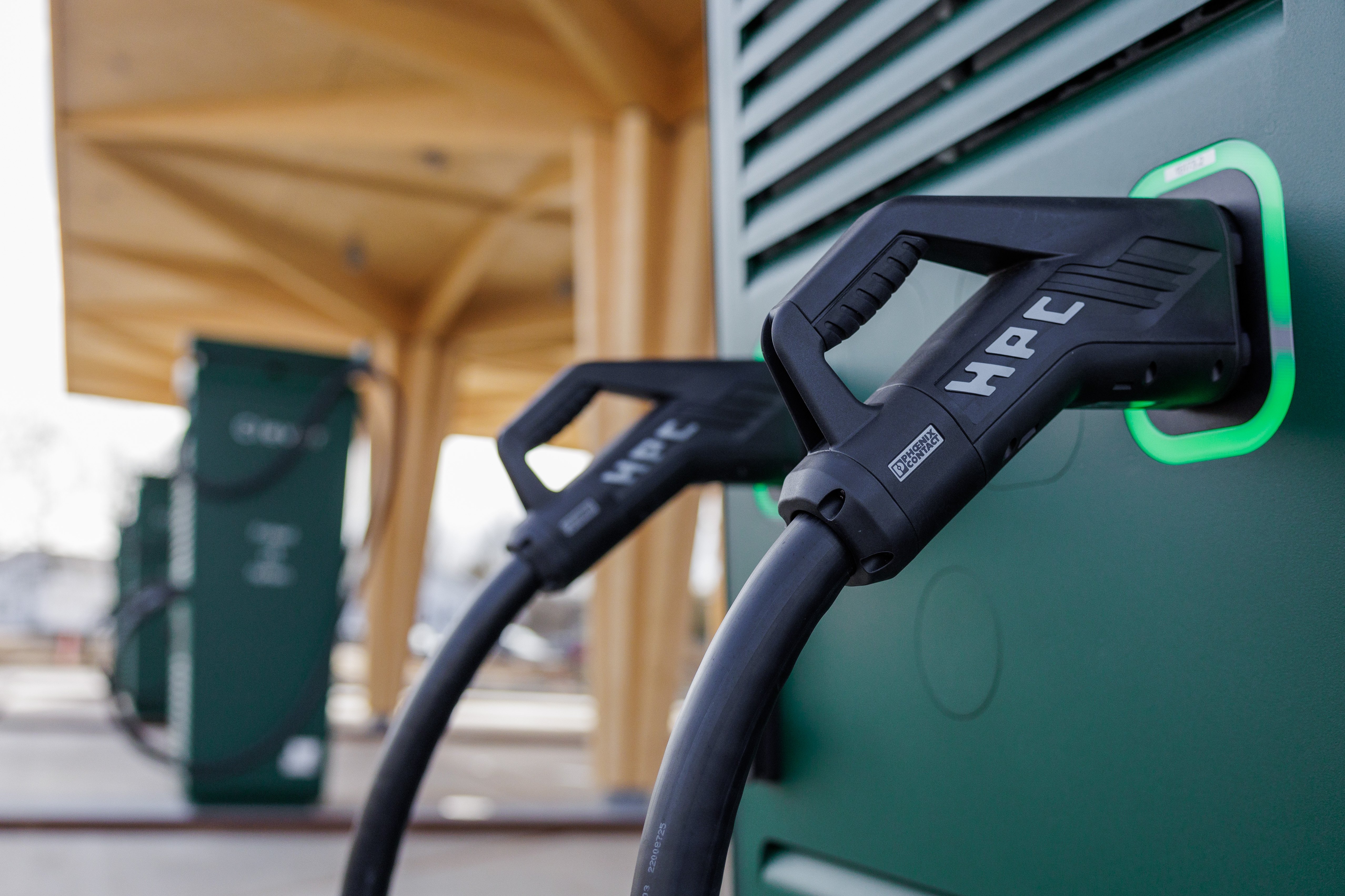 Her åbner ny station med lynladere til din elbil