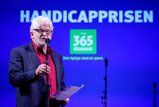 På vegne af DH Mors begrundede Anders Holmgaard, hvorfor det er Coop 365, der skal have årets handicapporis.