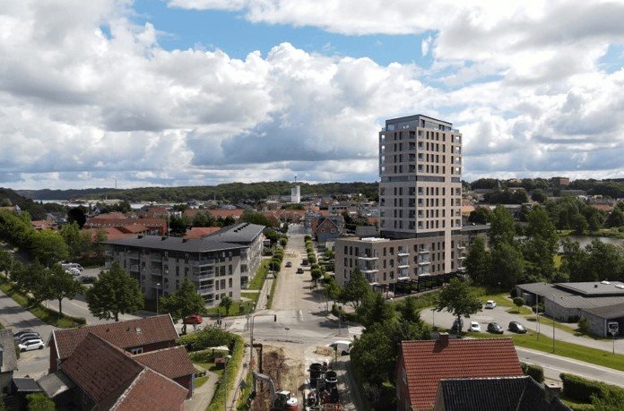 Planen er klar for omstridt højhus i 15 etager