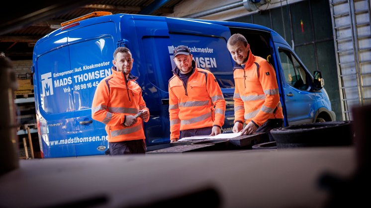 Lars Rolf Tre sønner overtager firmaet: - Drengene har en god alder og kræfterne ...