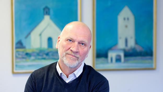 En anderledes præst for en anderledes menighed | Nordjyske.dk