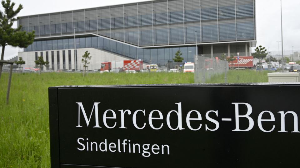 Mercedes-Benz bilfabrik i Sindelfingen, som torsdag var scene for et dramatisk skyderi. <i>Thomas Kienzle/Ritzau Scanpix</i>