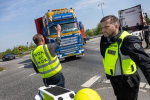 Blokade i Nordjylland: - Vi skal da have eftermiddagstrafikken med