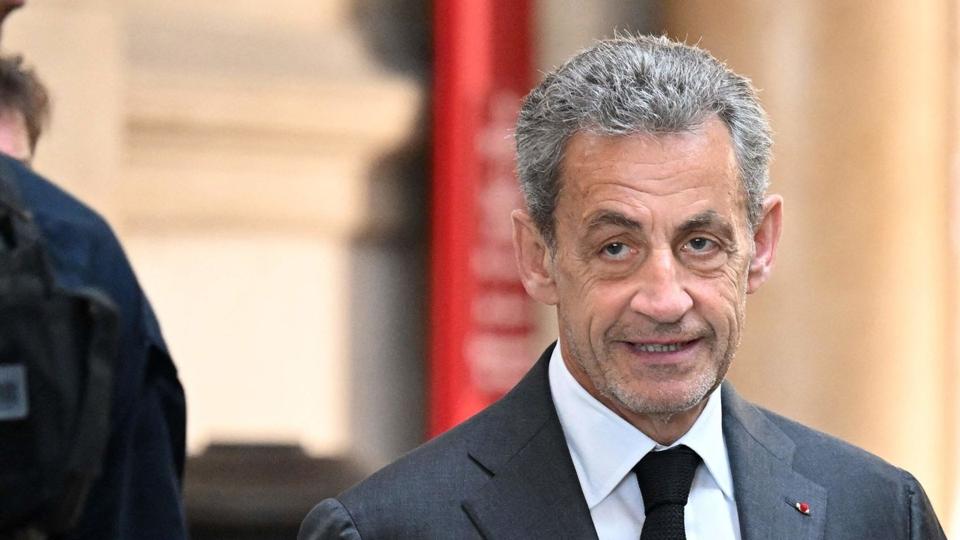 Frankrigs tidligere præsident Nicolas Sarkozy da han onsdag ankom til appeldomstolen i Paris. <i>Bertrand Guay/Ritzau Scanpix</i>