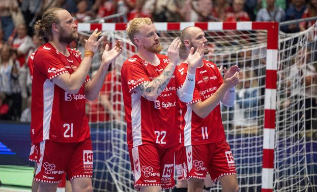 Aalborg Håndbolds stamme af rutinerede spillere har båret holdet tæt på en ny DM-finale. <i>Foto: Bente Poder</i>