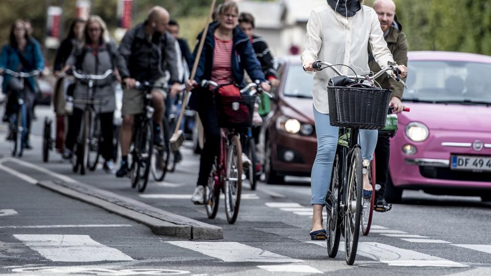 De oppustelige Hövding-cykelhjelme er blevet et fast indslag i bybilledet rundtomkring i Danmark. (Arkivfoto.) <i>Celina Dahl/Ritzau Scanpix</i>