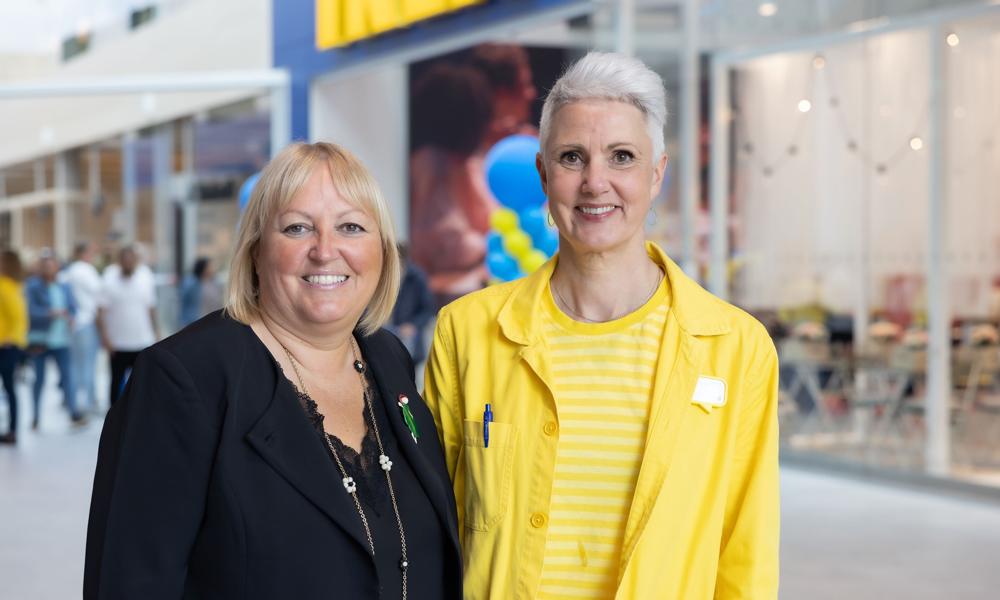 Landschef Emily Birkin och varuhuschefen Anna Bryngelsson deltog vid invigningen. Landschef Emily Birkin och varuhuschefen Anna Bryngelsson deltog vid invigningen.