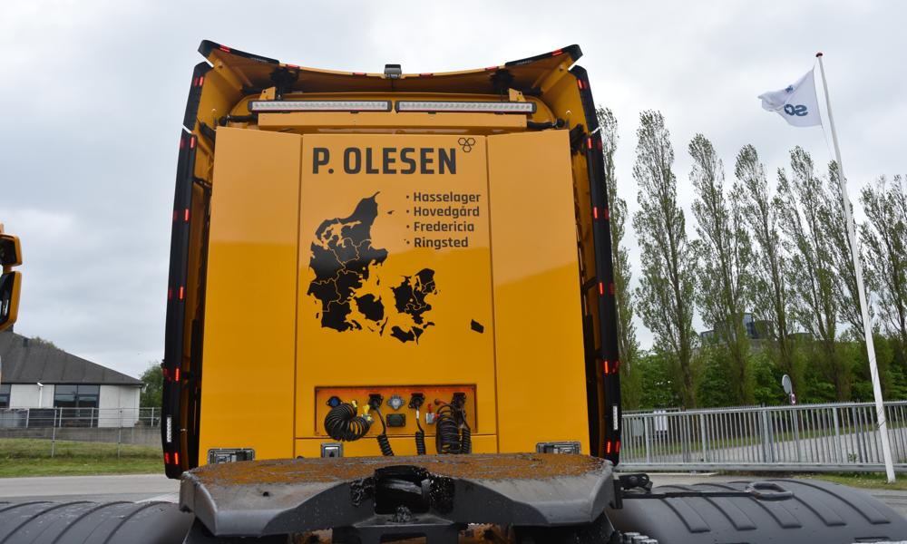 To Scania 770S og R660 til P. Olesen. To Scania 770S og R660 til P. Olesen.