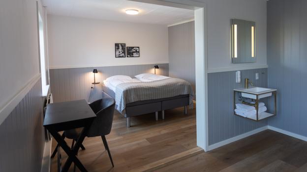 Sådan ser et af de nyrenoverede Bed and Breakfast-værelser ud. <i>Foto: Michal Madsen, Octomedia.</i>