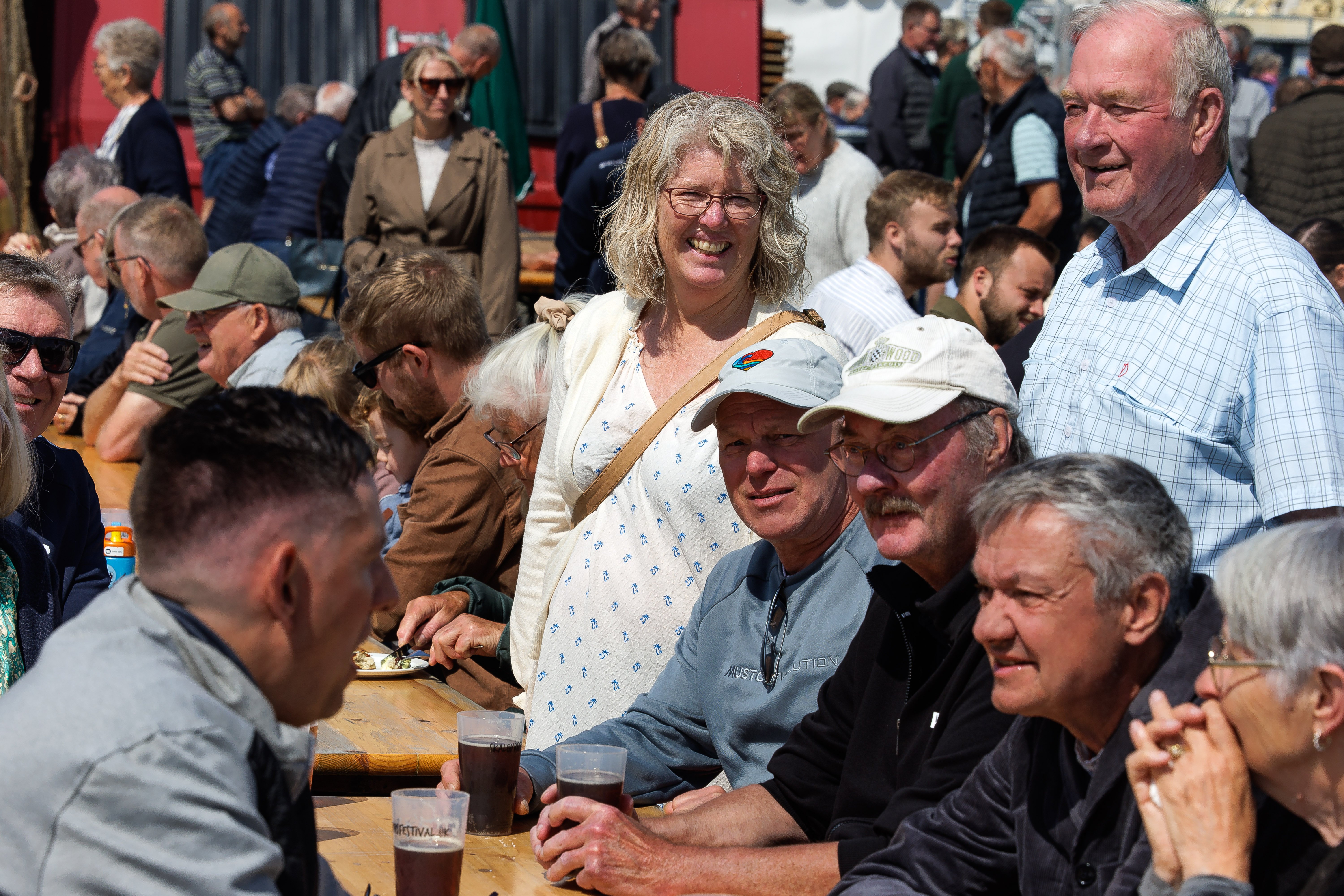 Jette tager til Skaldyrsfestival hvert eneste år - og så spiser hun ikke engang muslinger