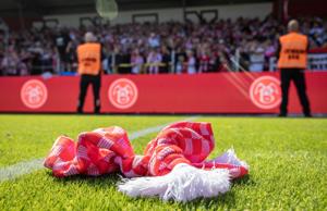 AaB rykker ned: Stor sorg hos klubbens fans