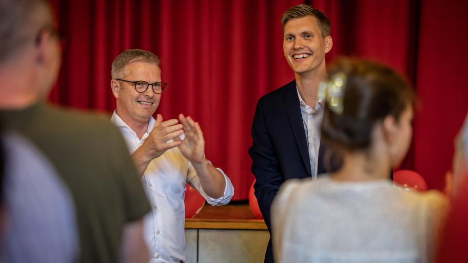 Lasse Frimand Jensen (th.) er ny borgmester i Aalborg og Socialdemokratiets spidskandidat til næste kommunalvalg. <i>Foto: Martin Damgård</i>
