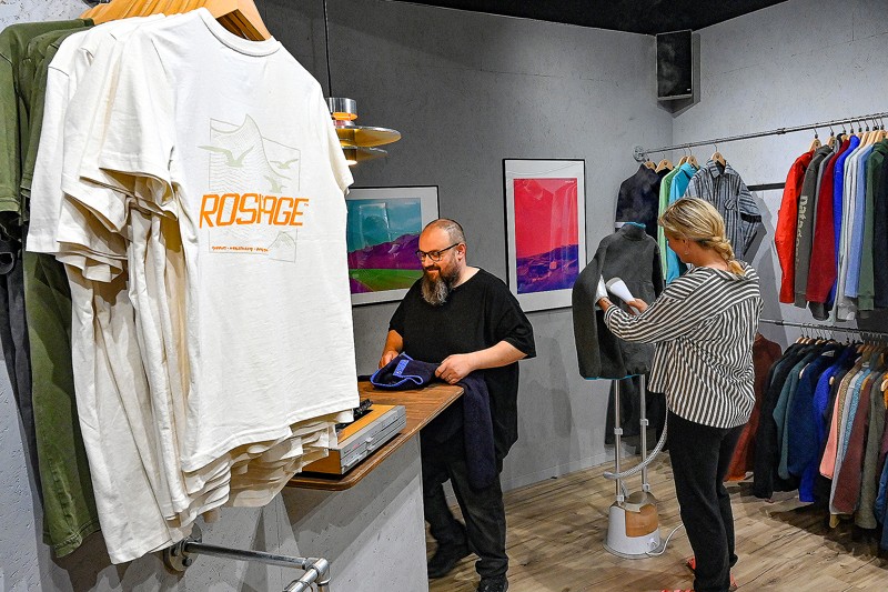 Efter succesen ELSK: Nu starter Lukas butik og eget nyt tøjmærke | LigeHer.nu
