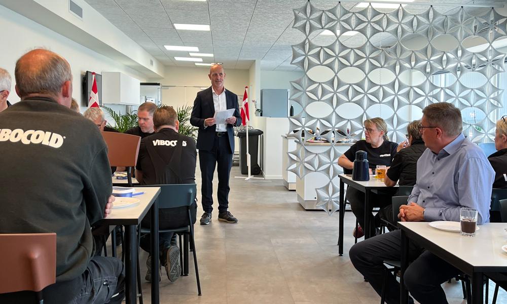 Administrerende direktør, Lars Jørgensen, holdt tale om fremtiden i Vibocold i anledning af jubilæet. Administrerende direktør, Lars Jørgensen, holdt tale om fremtiden i Vibocold i anledning af jubilæet.