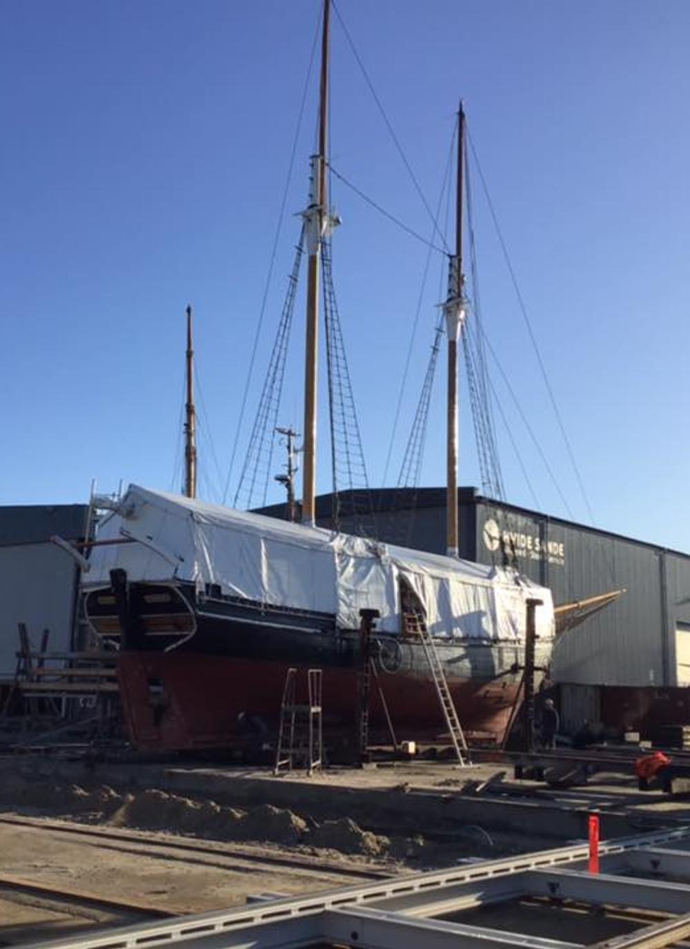 'Fiona af Middelfart' har været på værdt i Hvide Sande til en gennemgribende renovering. 'Fiona af Middelfart' har været på værdt i Hvide Sande til en gennemgribende renovering.