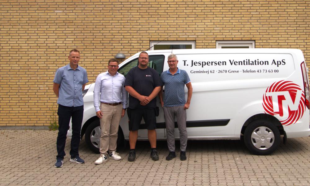 Niels Meidahl, direktør i Installatørgruppen (nu 2 fra venstre), sammen med ledende medarbejdere i T. Jespersen Ventilation, som er blevet opkøbt af installatørgruppen i juni 2023. Niels Meidahl, direktør i Installatørgruppen (nu 2 fra venstre), sammen med ledende medarbejdere i T. Jespersen Ventilation, som er blevet opkøbt af installatørgruppen i juni 2023.