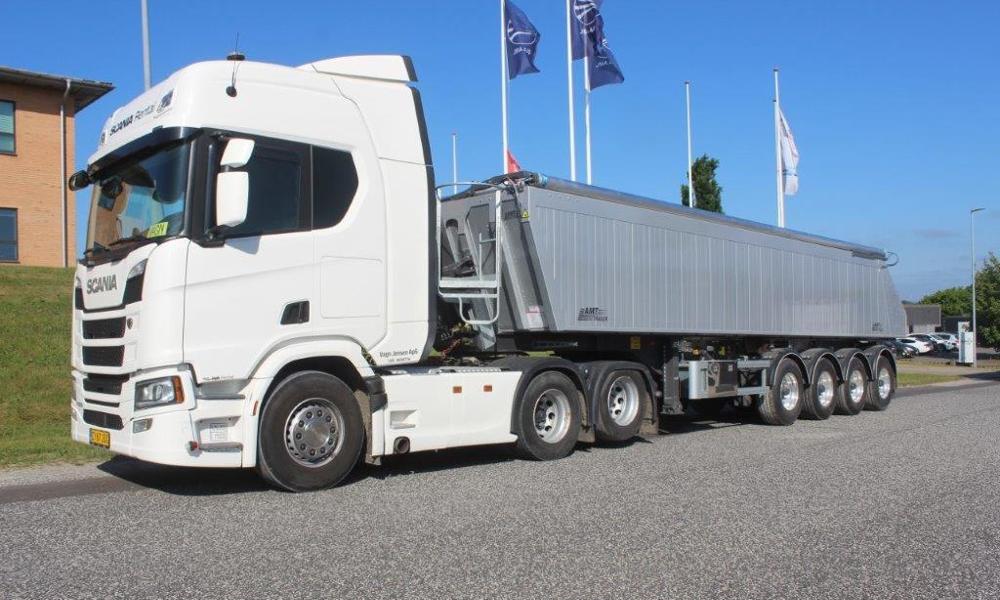 AMT TG400-tiptrailer til Vognmand Vagn Jensen ApS i Vejrup AMT TG400-tiptrailer til Vognmand Vagn Jensen ApS i Vejrup