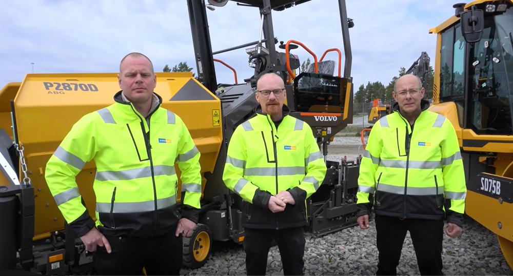 Kjell Carlsson, Christer Gryth och Tommy Wahlsten leder utbildningen. Kjell Carlsson, Christer Gryth och Tommy Wahlsten leder utbildningen.