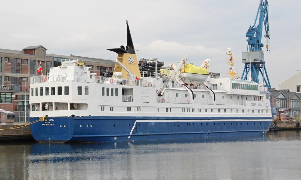 Ocean Nova blev leveret fra Ørskov Staalskibsværft i 1992 til Arctic Umiaq Line i Nuuk som Sarfaq 	Ittuk. Skibet er i dag ejet af Fleetpro Ocean, Miami og kan medtage 78 passagerer.