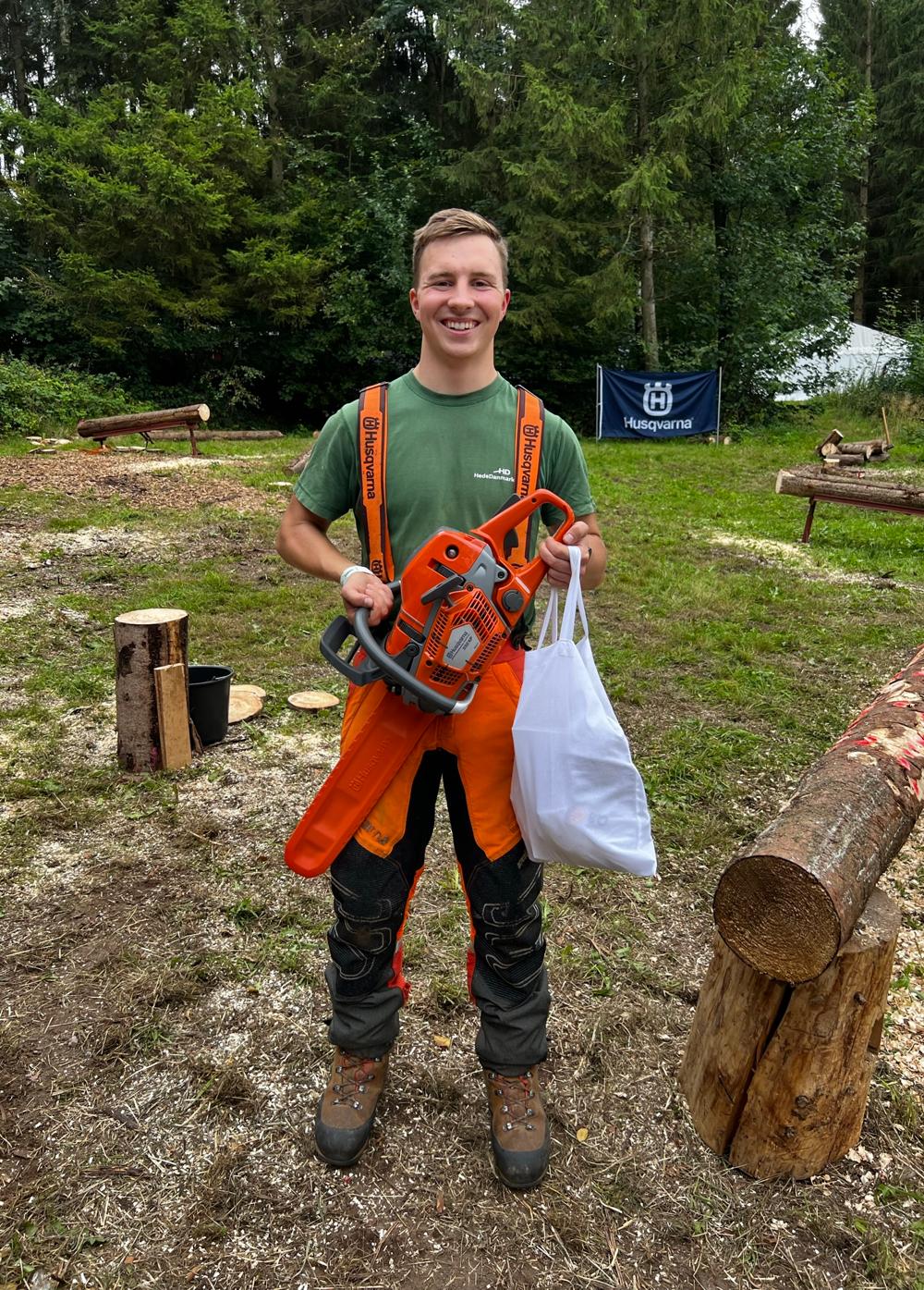 HedeDanmarks elev Marius Eg Larsen (19 år) vandt Skovskolen ”Skills for Skovbrugselever”, august 2023.