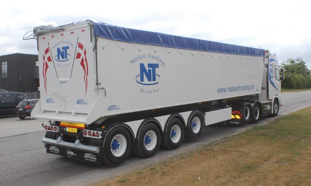 AMT TKL400-tiptrailer til Nielsen Trucking i Løgumkloster. AMT TKL400-tiptrailer til Nielsen Trucking i Løgumkloster.