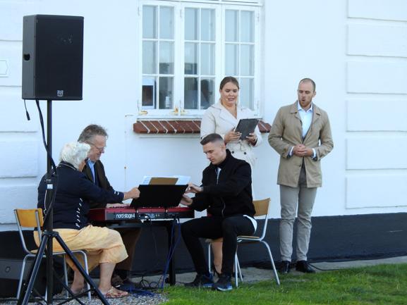 Her er det Sopran Anne-Kirstine Skov Andersen og Tenor Jacob Skov Andersen, der startede med Monteverdi ved Hirtshals Fyr.